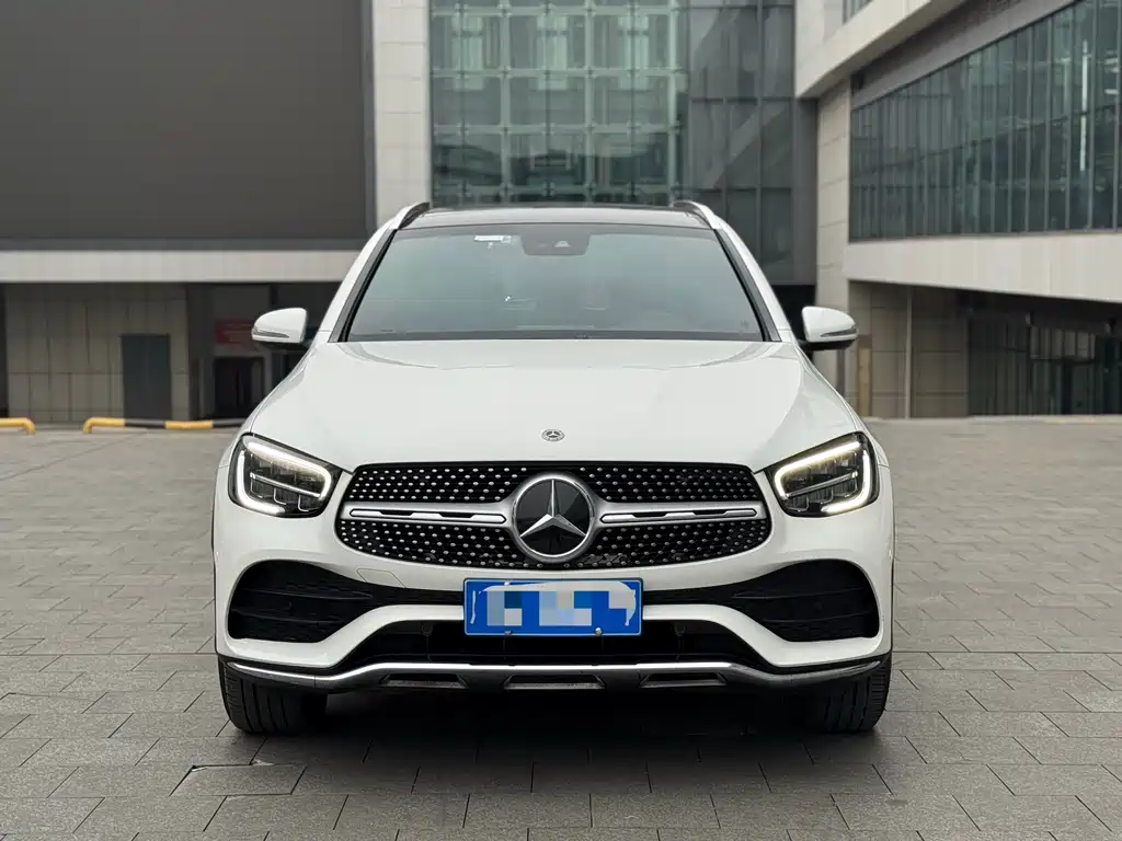 MERCEDES-BENZ GLC