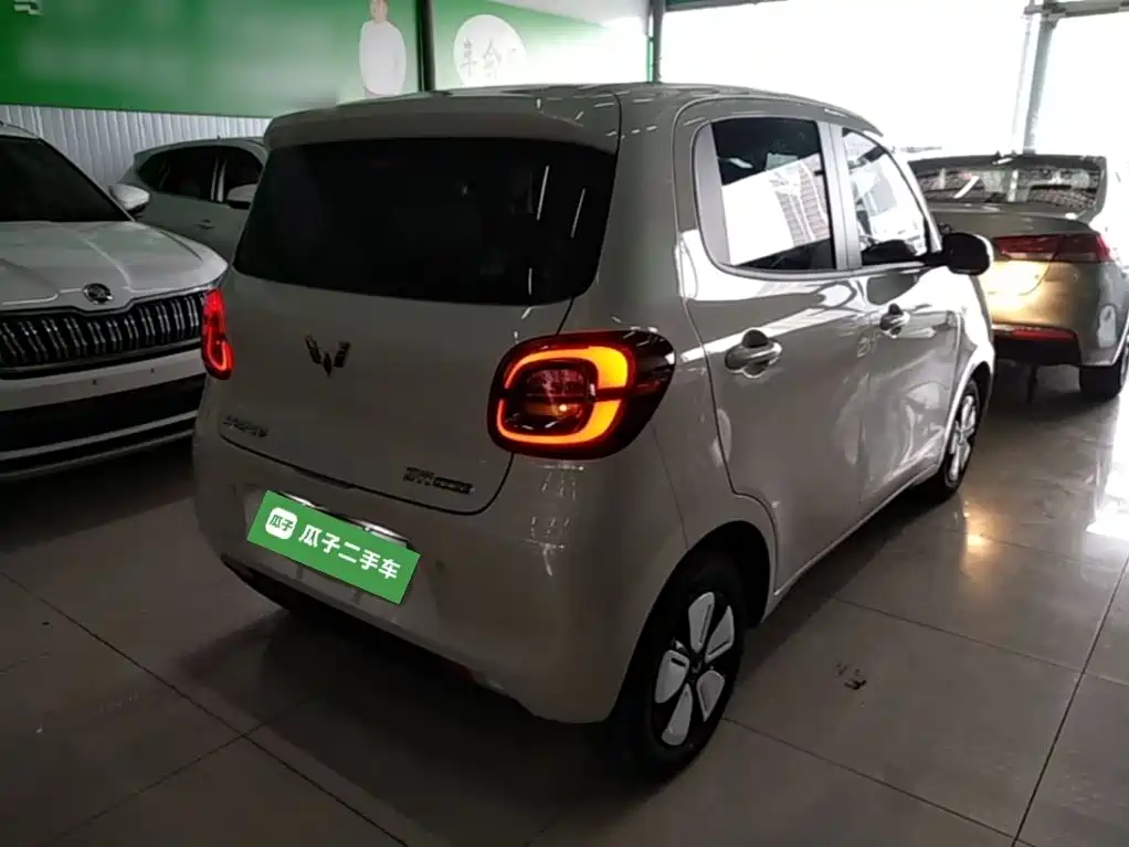 Wuling MINIEV — миниатюра 7