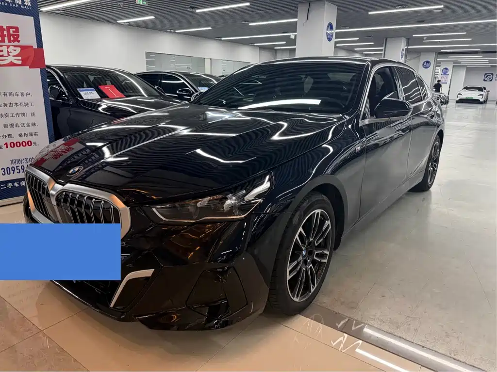 BMW 5 Series 2024