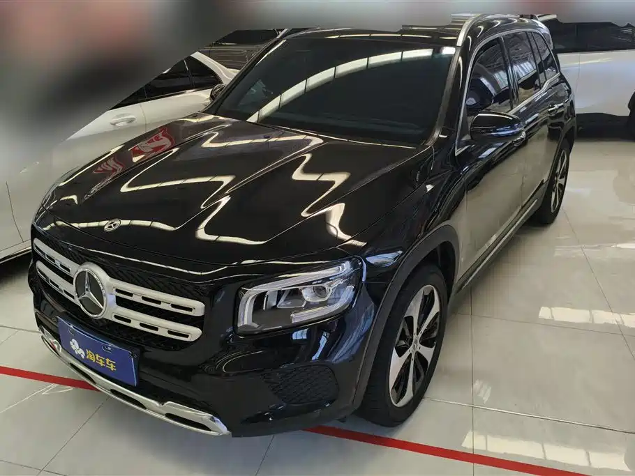 Mercedes-Benz GLB 2021