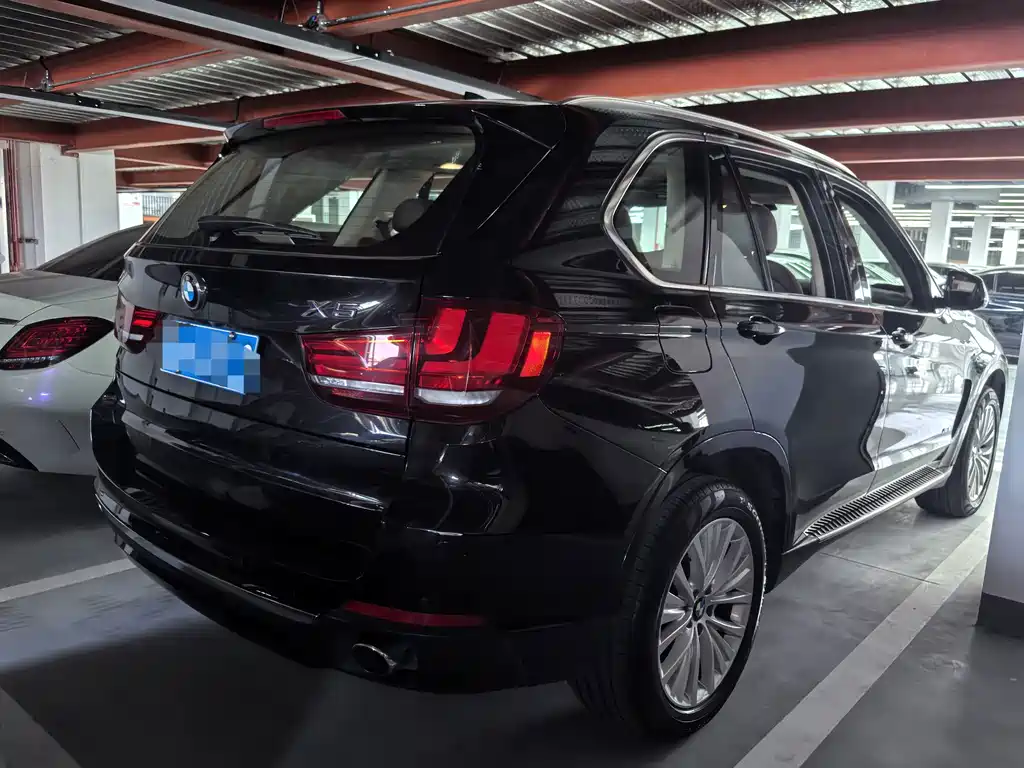 BMW X5 (Import) — миниатюра 20
