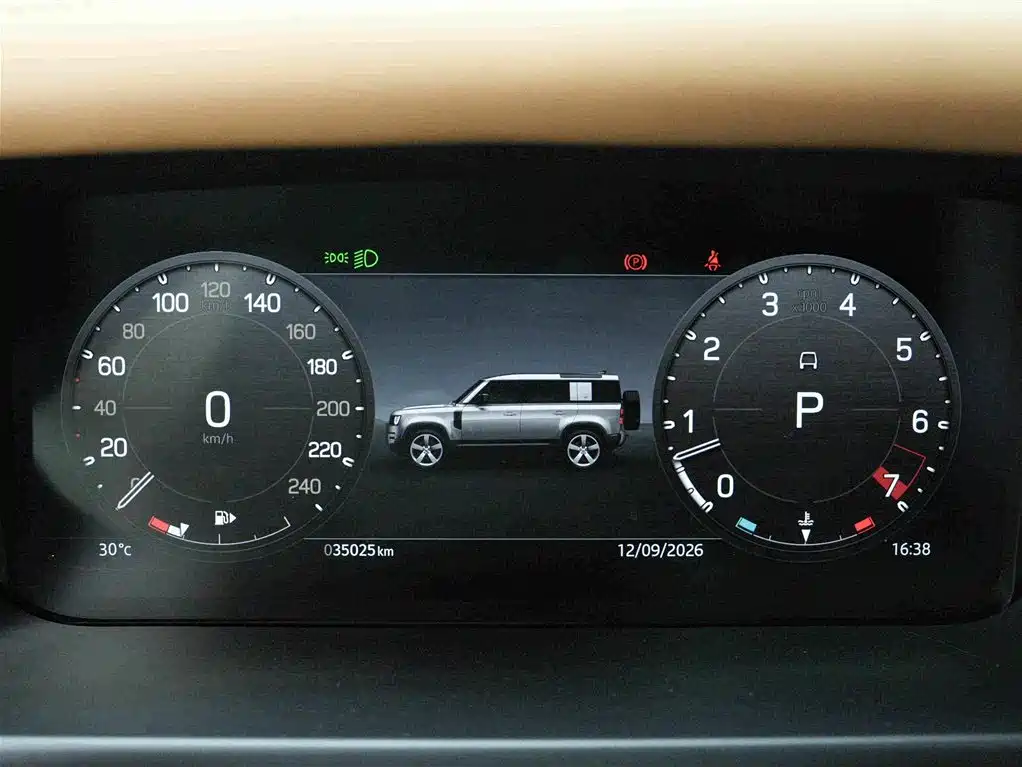 Land Rover Defender — миниатюра 8