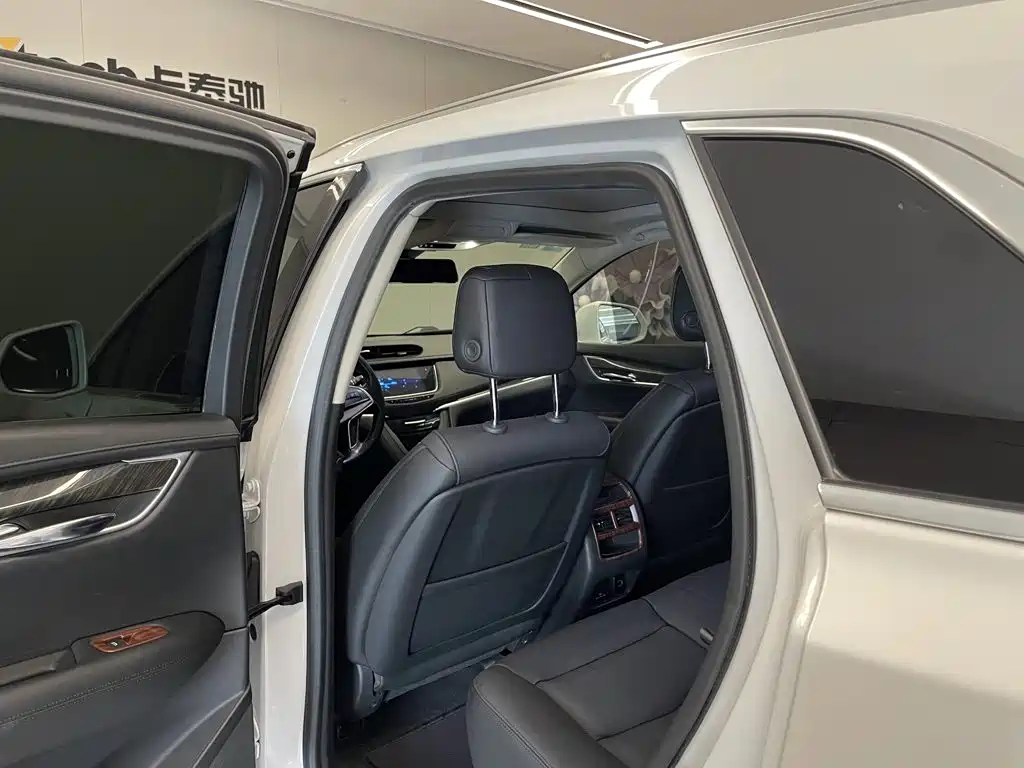 Cadillac XT5 — миниатюра 24