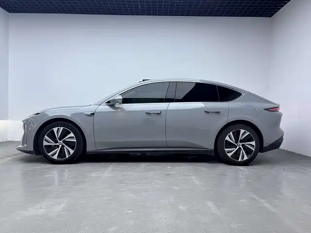 NIO ET5 — миниатюра 11