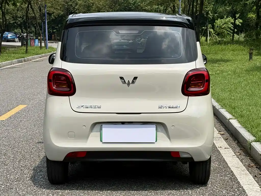 Wuling MINIEV — миниатюра 5