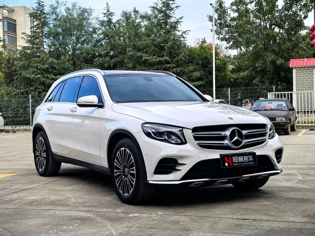 MERCEDES-BENZ GLC