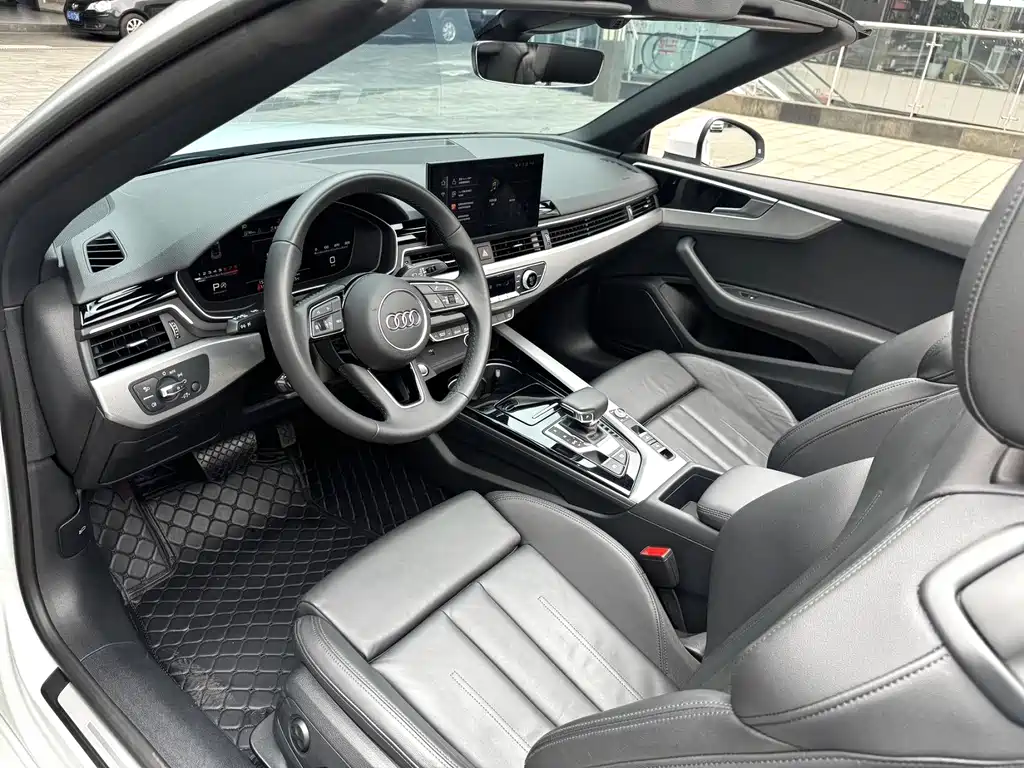 Audi A5 2023 Cabriolet 40 TFSI Fashion