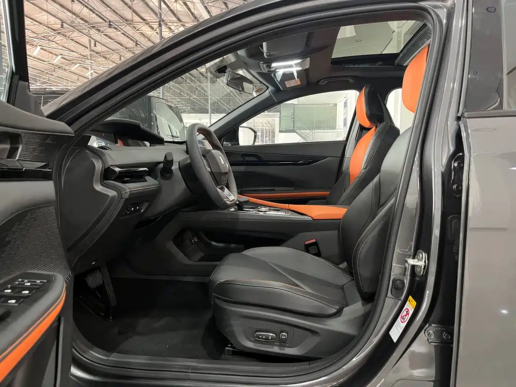 CHANGAN UNI V SMART IDD