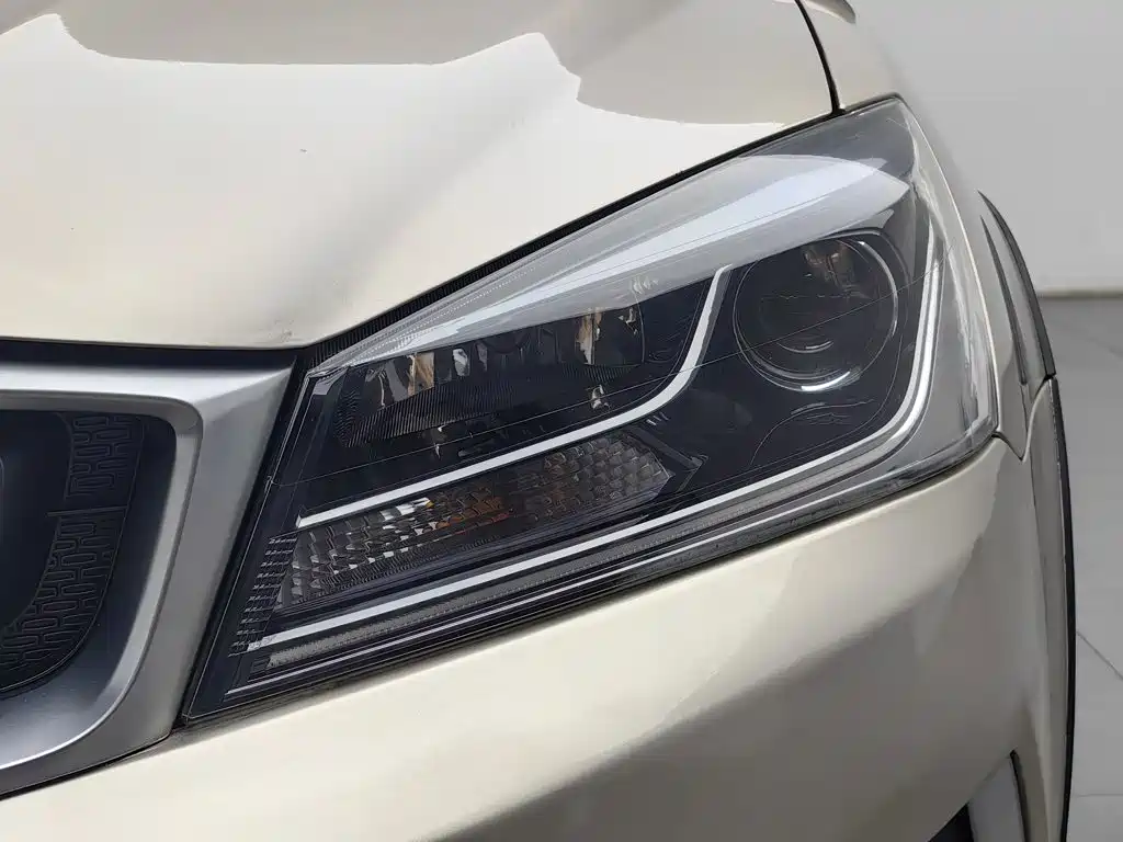 Geely Vision S1 — миниатюра 7