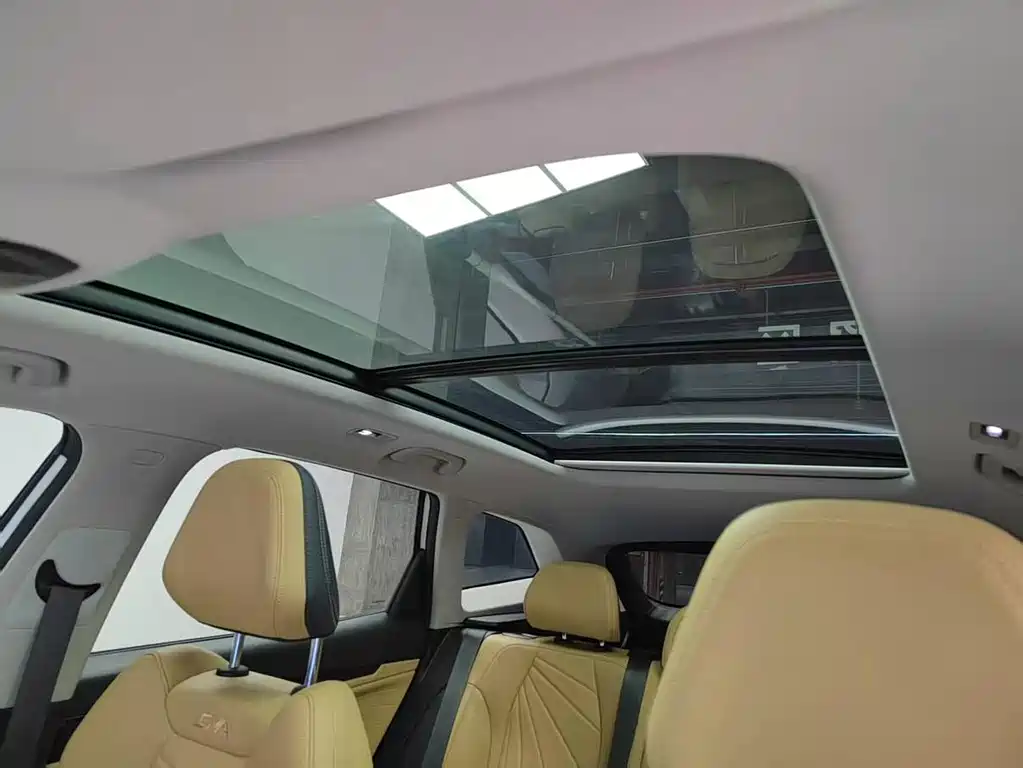 Geely Boyue L — миниатюра 14
