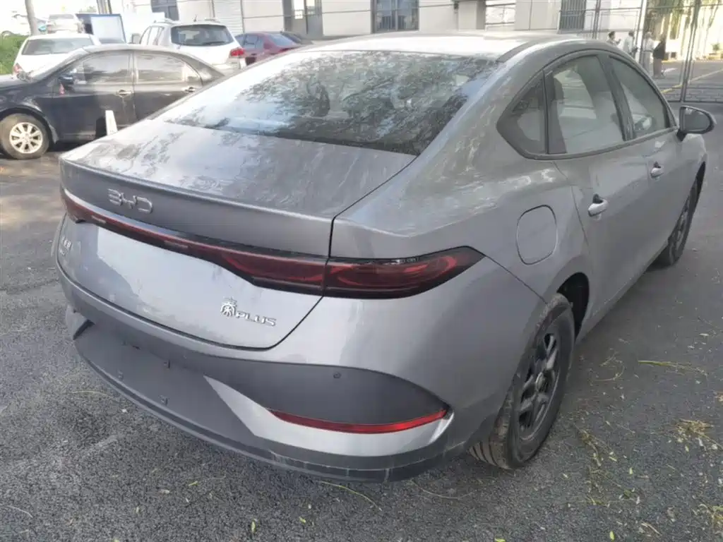 BYD Qin Plus PLUS 2025 DM-i Smart Drive 128KM