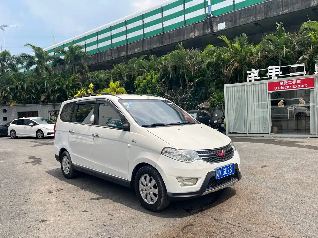Wuling Hongguang — миниатюра 3