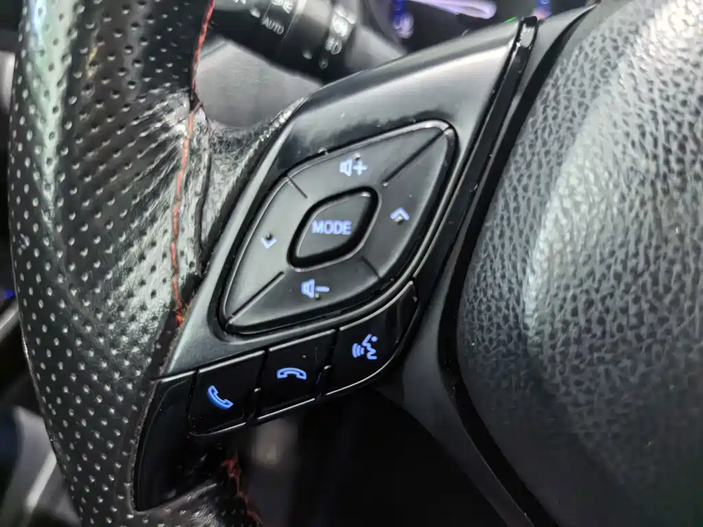 Toyota C-HR — миниатюра 9