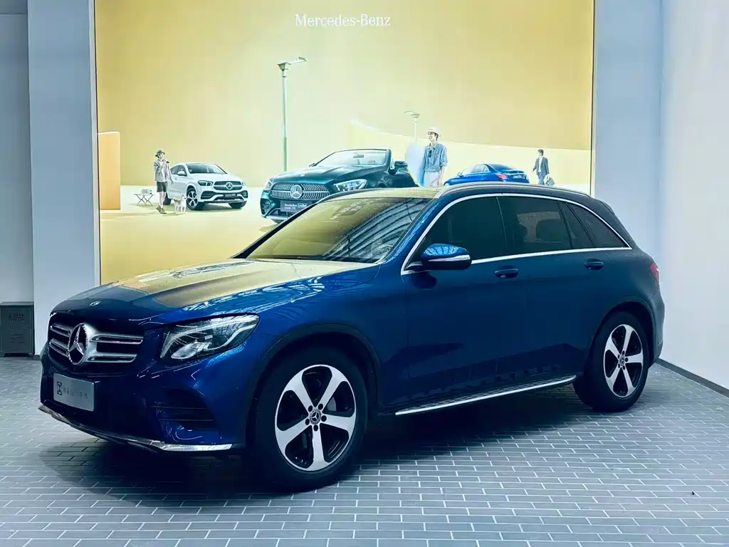 MERCEDES-BENZ GLC