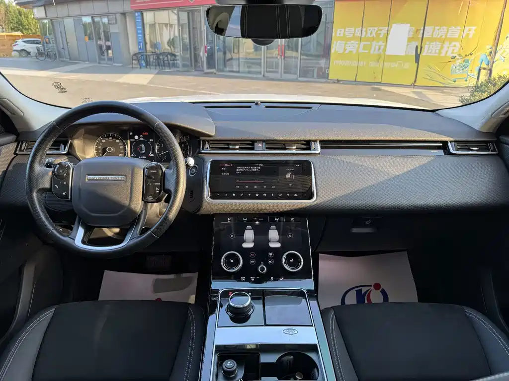 Land Rover Velar — миниатюра 8