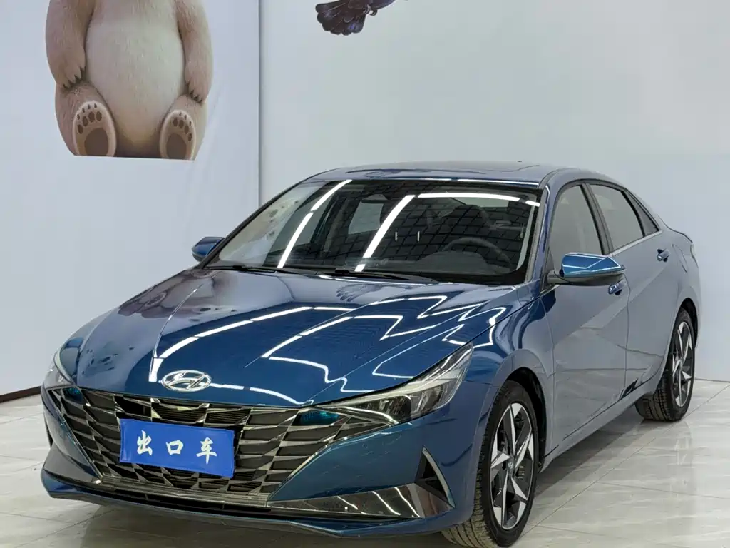 Купить Hyundai Elantra