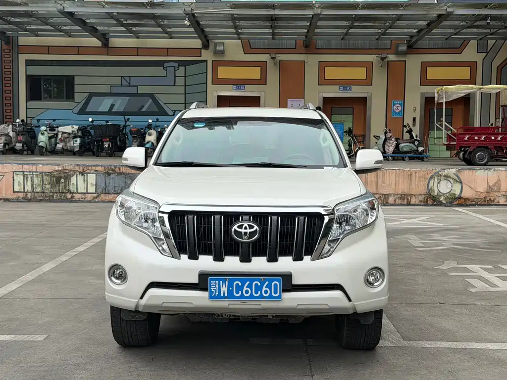 Toyota Land Cruiser Prado 2016 4.0L AT