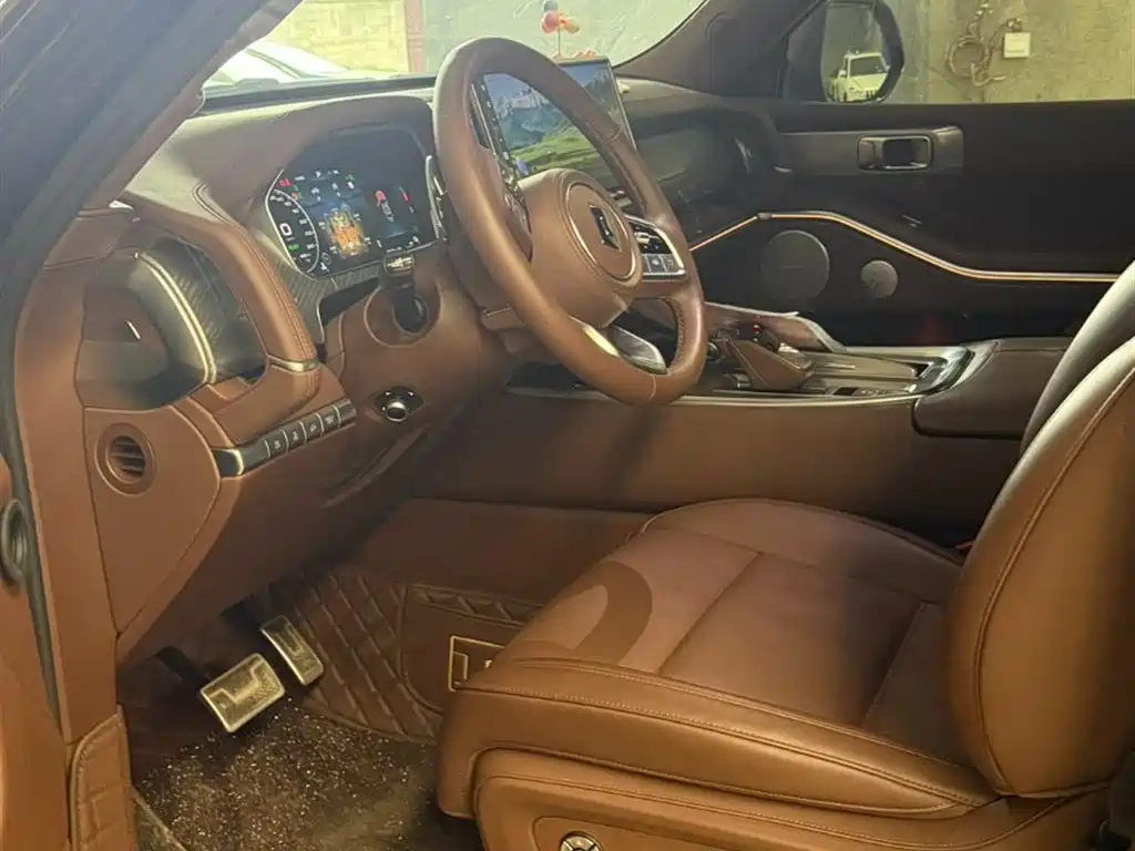 TANK TANK 700 NEW ENERGY