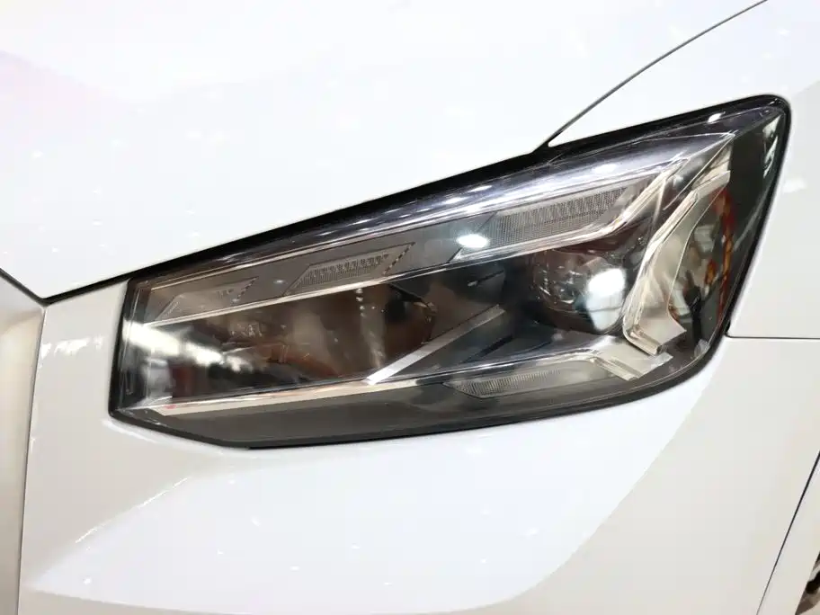 Audi Q2L — миниатюра 7