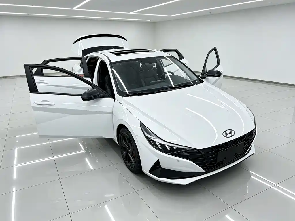 Hyundai Elantra — миниатюра 13