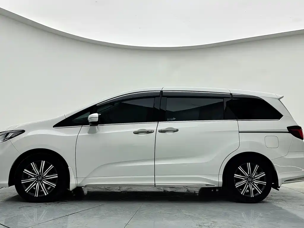 Honda Odyssey — миниатюра 8