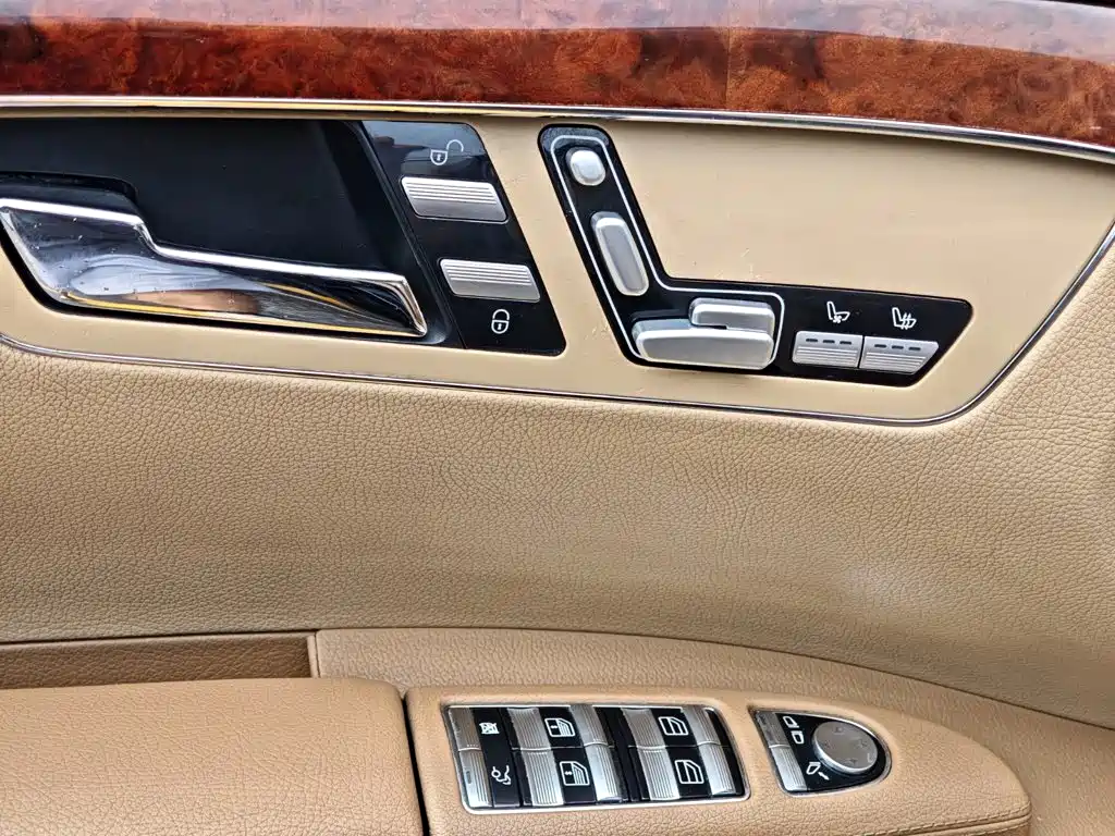 Mercedes-Benz S-Class — миниатюра 23