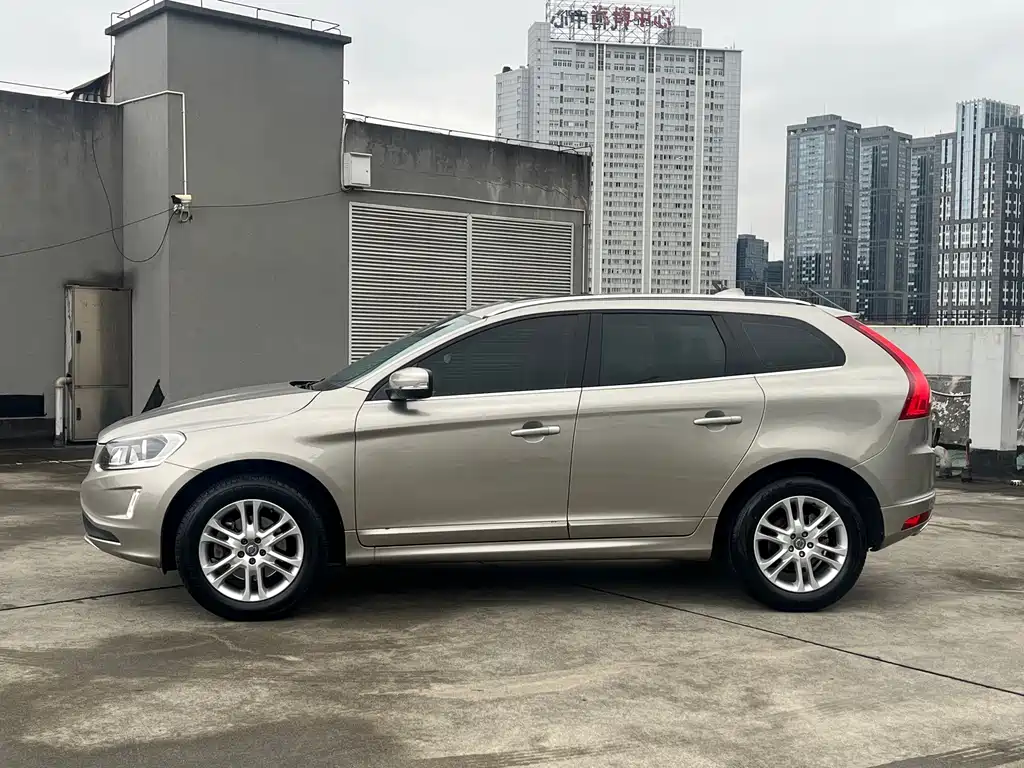 Volvo XC60 — миниатюра 4
