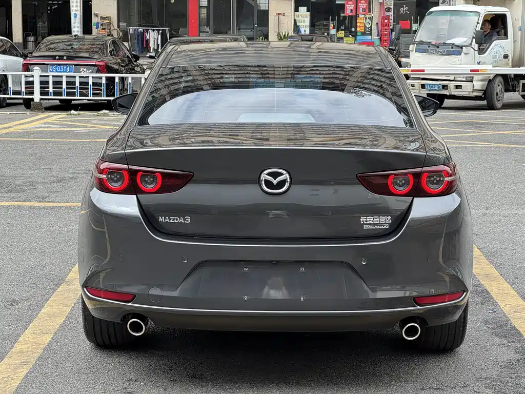 MAZDA 3 ANGKESAILA