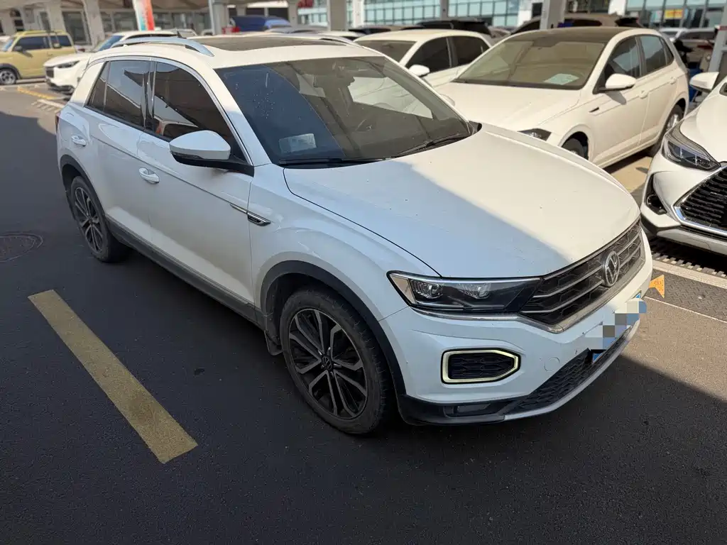 Volkswagen T-Roc — миниатюра 3