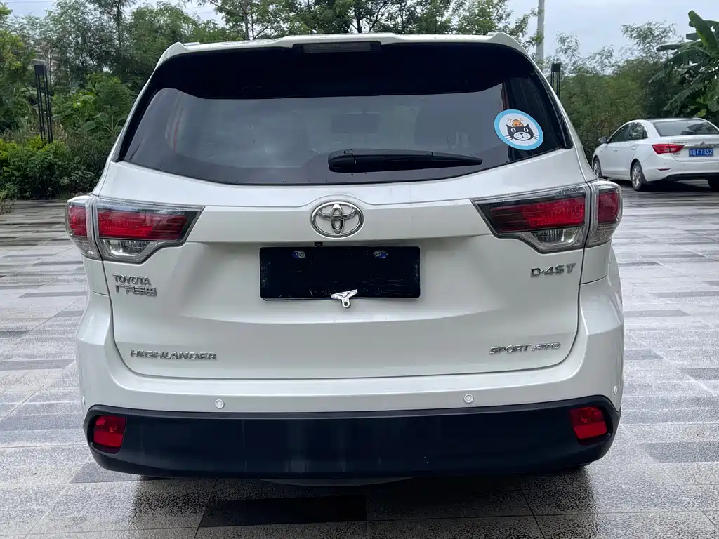 Toyota Highlander — миниатюра 8