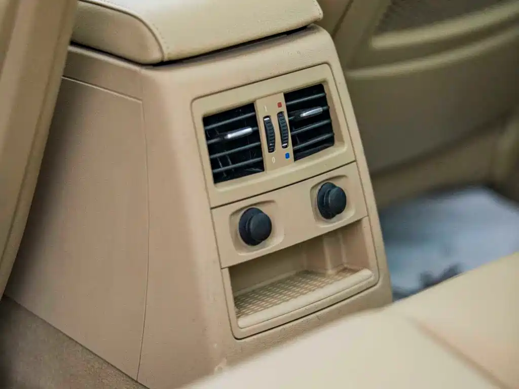 BMW 3 Series — миниатюра 18