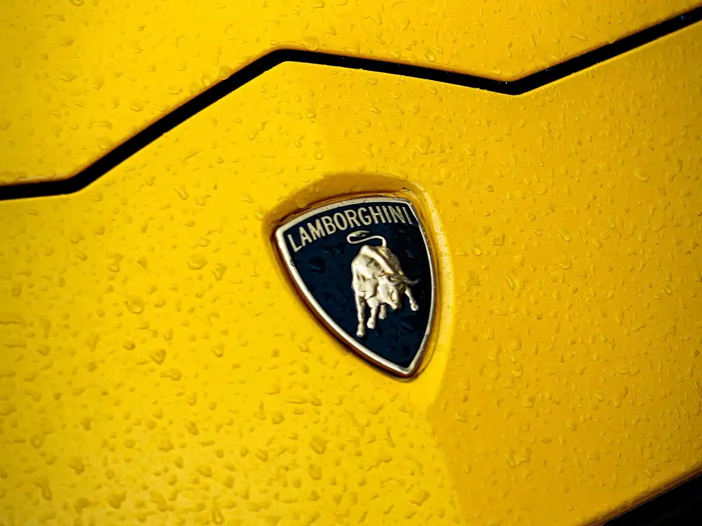 Lamborghini Urus — миниатюра 4