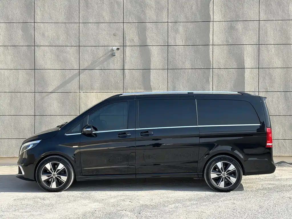 MERCEDES-BENZ V CLASS