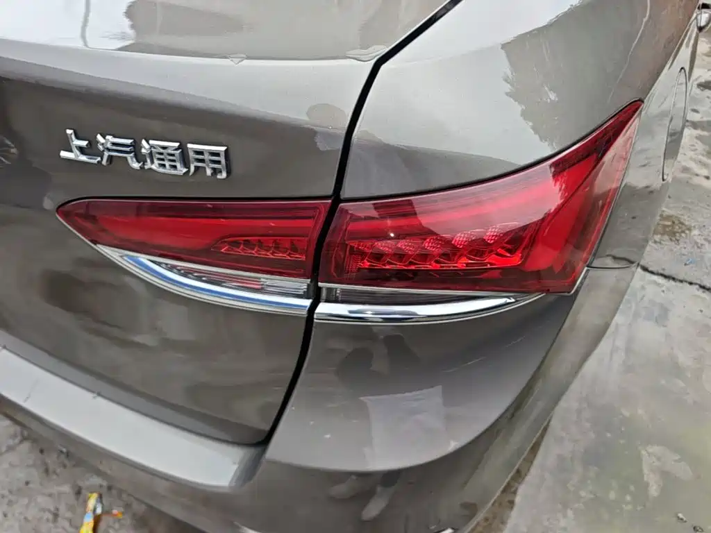 Buick Excelle — миниатюра 8