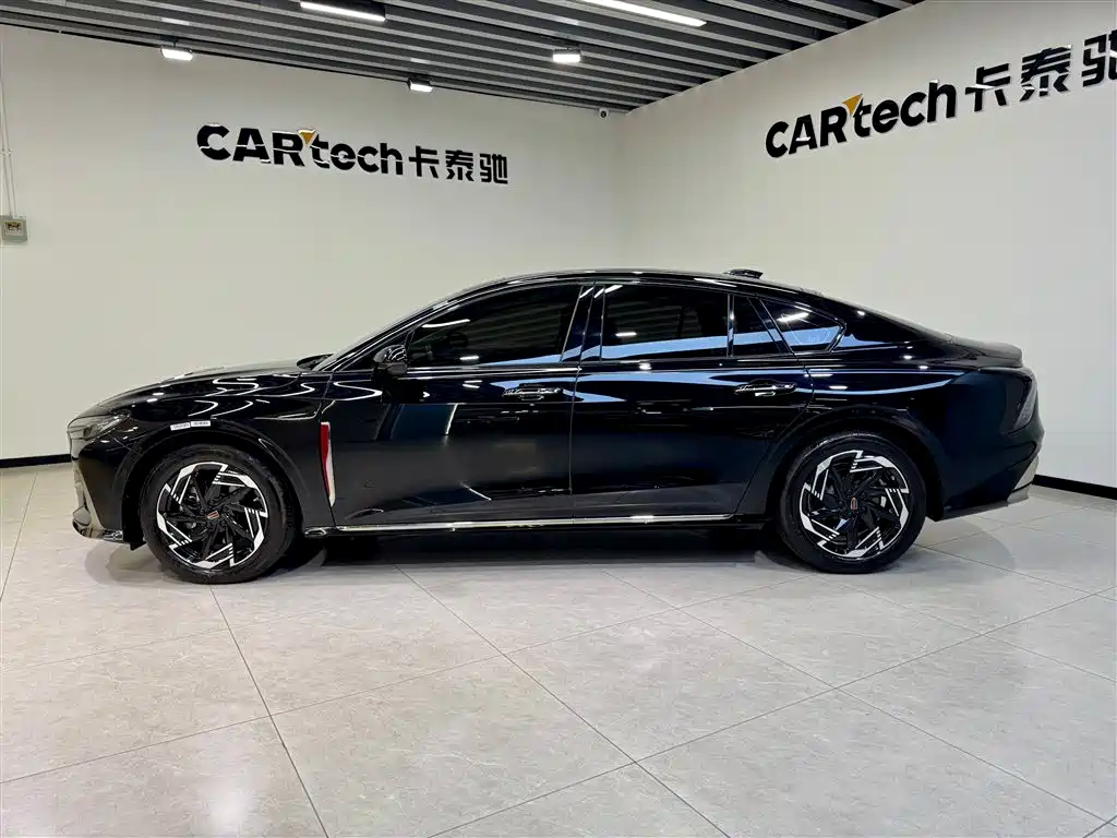 Hongqi H6 2023 2.0T