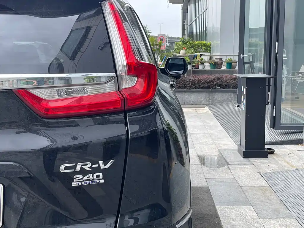 Honda CR-V 2019 plus 240TURBO CVT VI