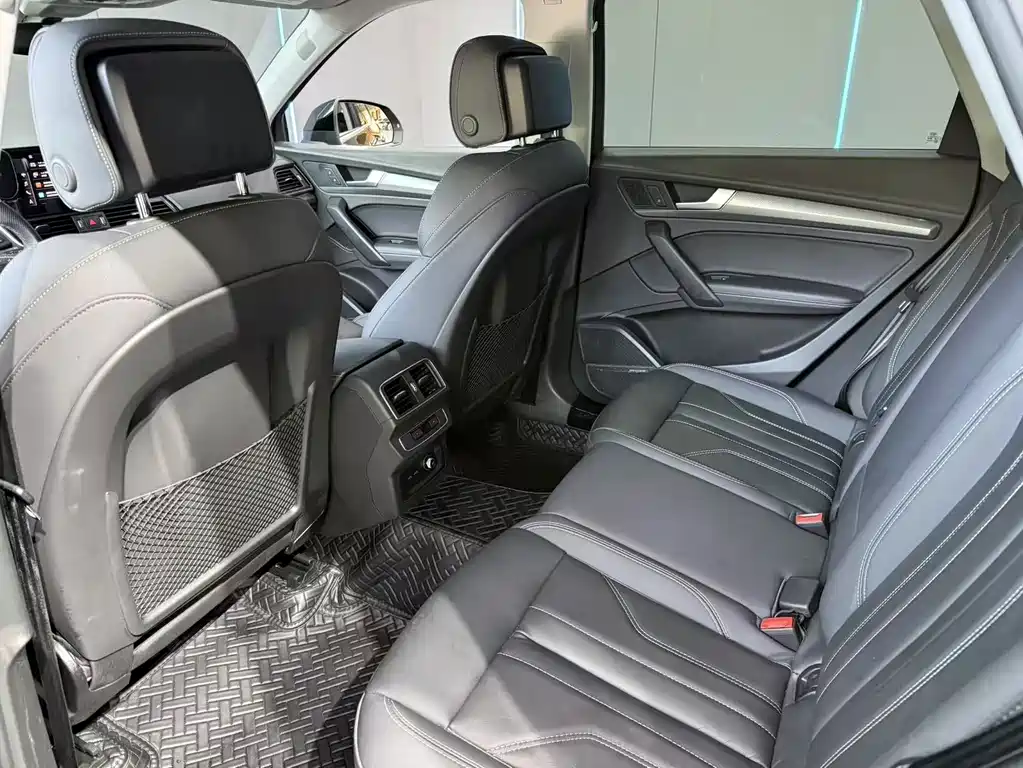 Audi Q5L — миниатюра 10