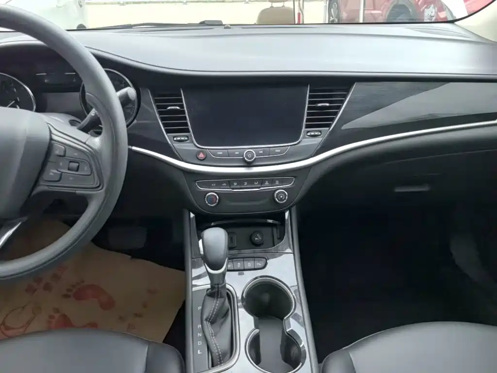 Buick Verano — миниатюра 13