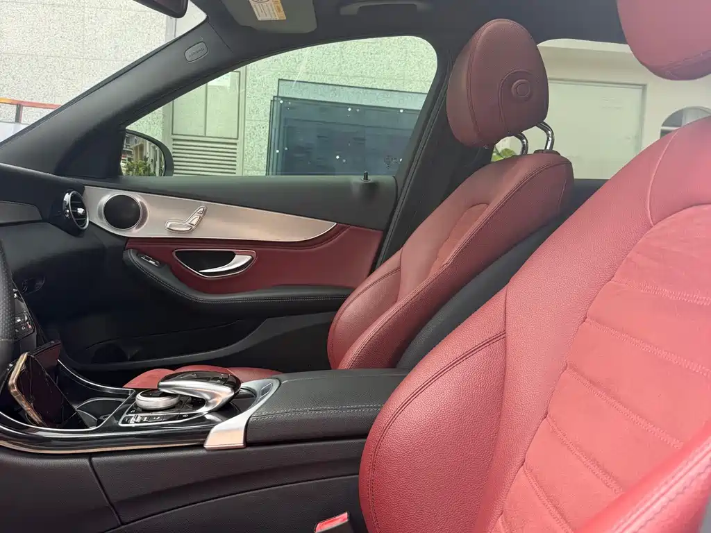 Mercedes-Benz C-Class — миниатюра 4