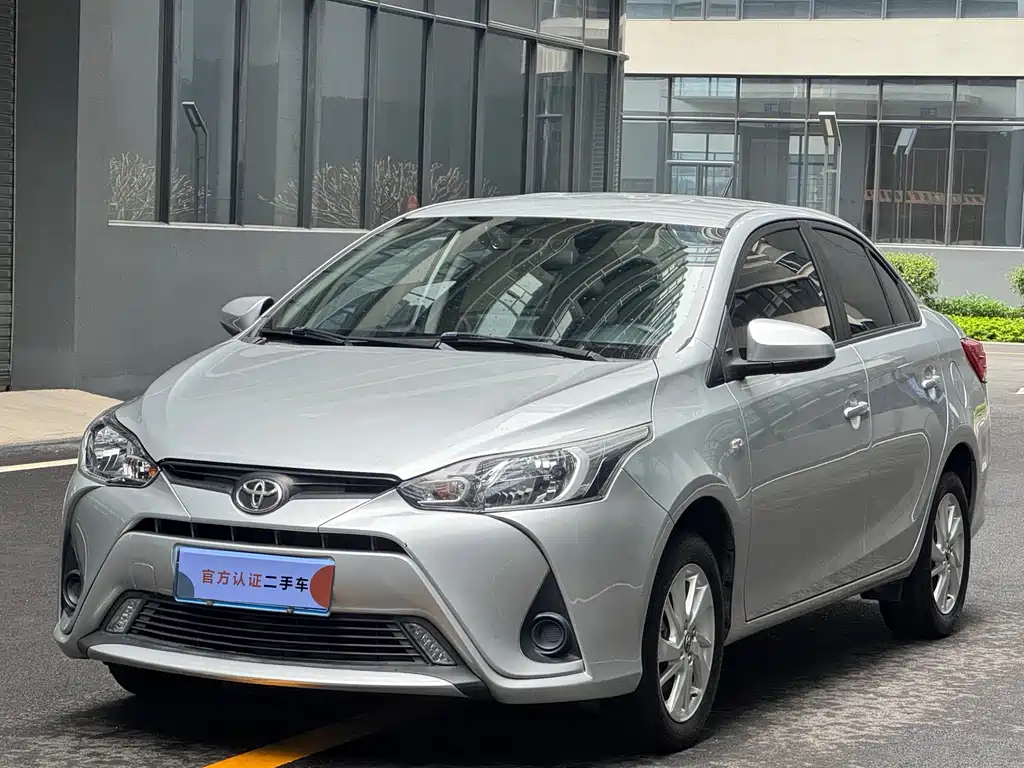 Toyota Yaris L 2020