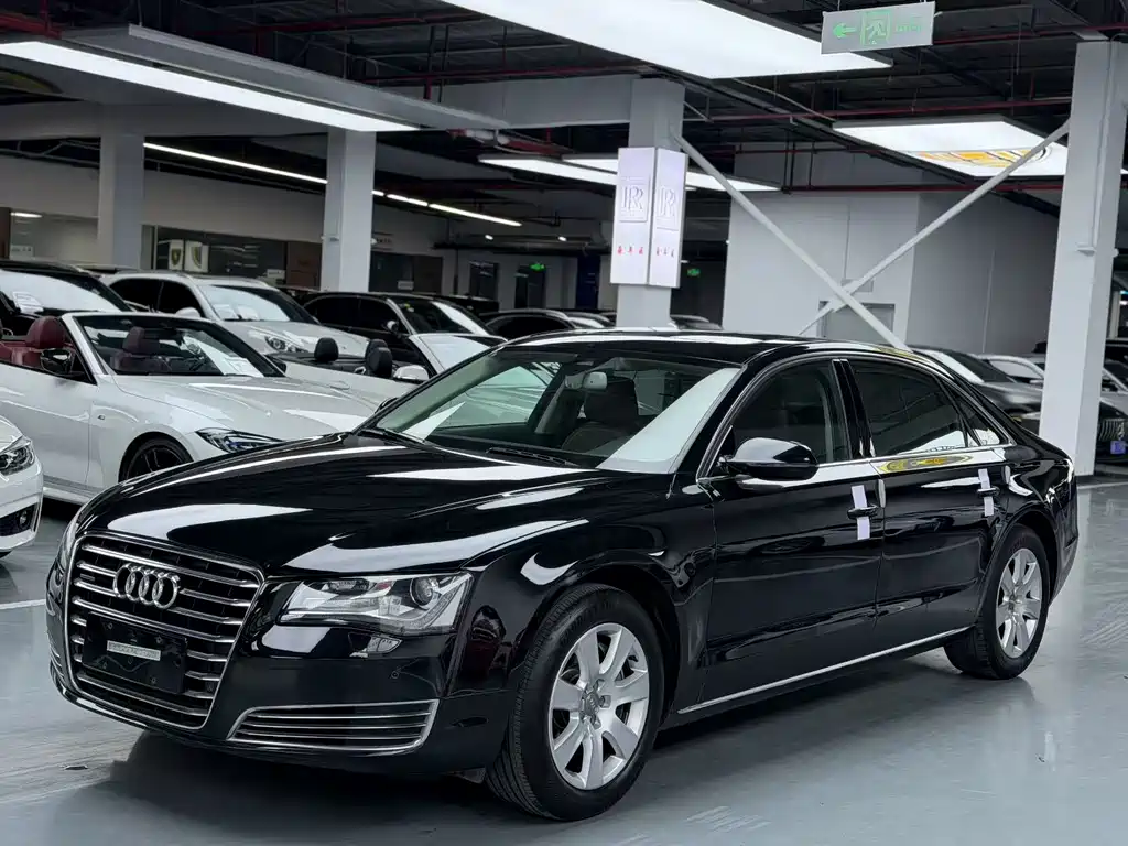 Audi A8 2012