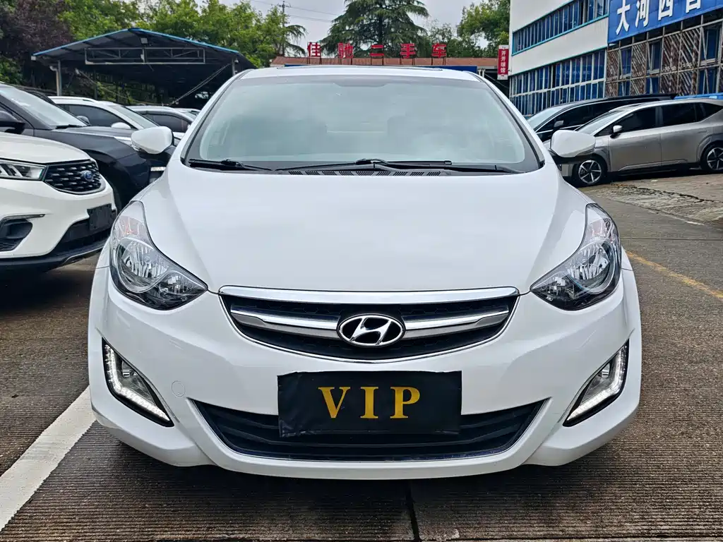 Hyundai Elantra Langdong — миниатюра 2