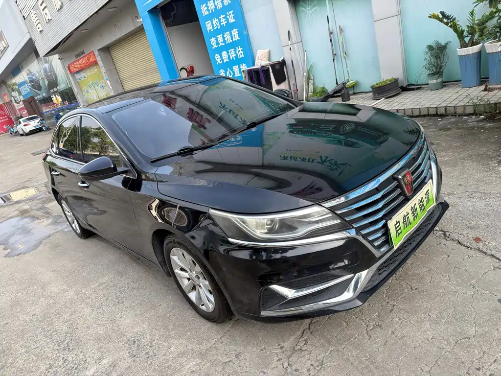 Roewe i6 New Energy — миниатюра 3