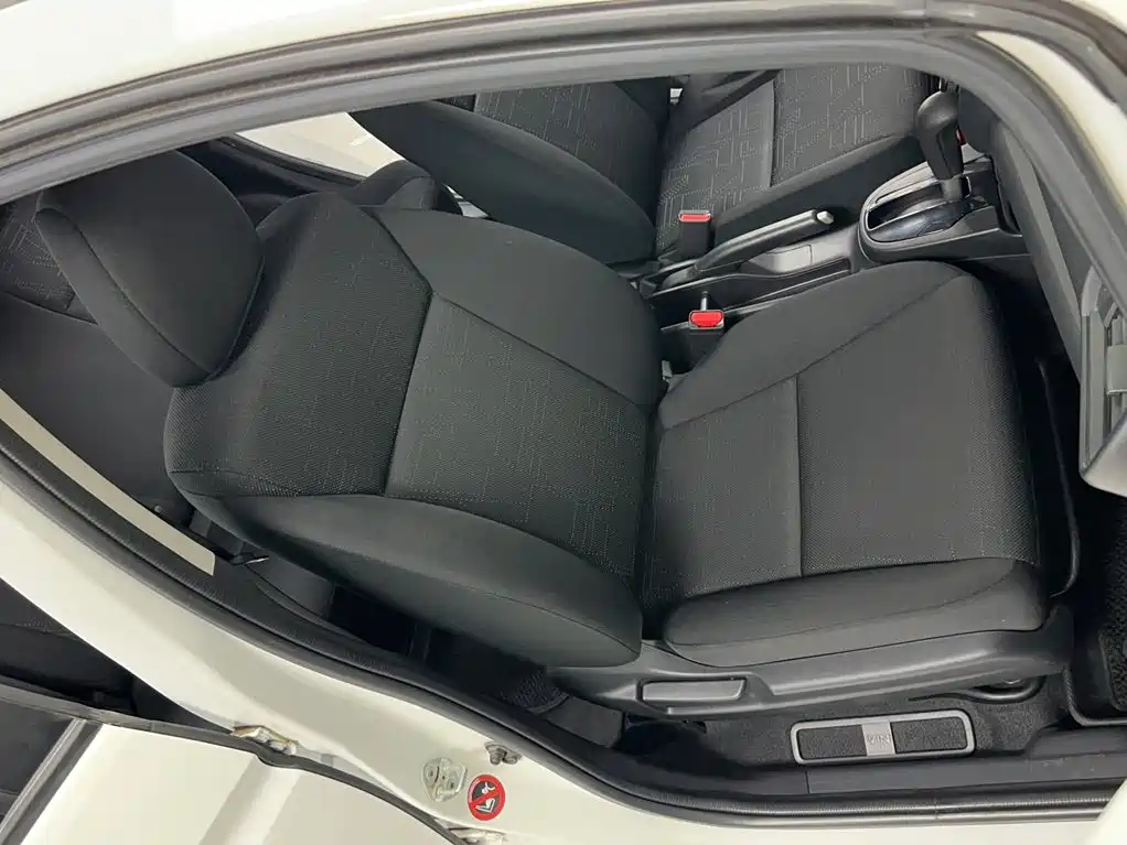 Honda Fit — миниатюра 22