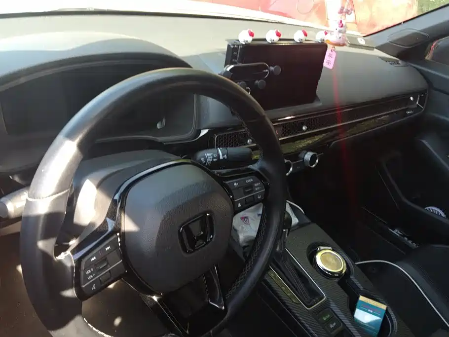 Honda Civic — миниатюра 12