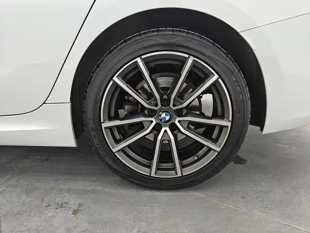 BMW 3 Series — миниатюра 13