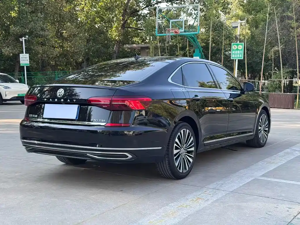 Volkswagen Passat — миниатюра 15