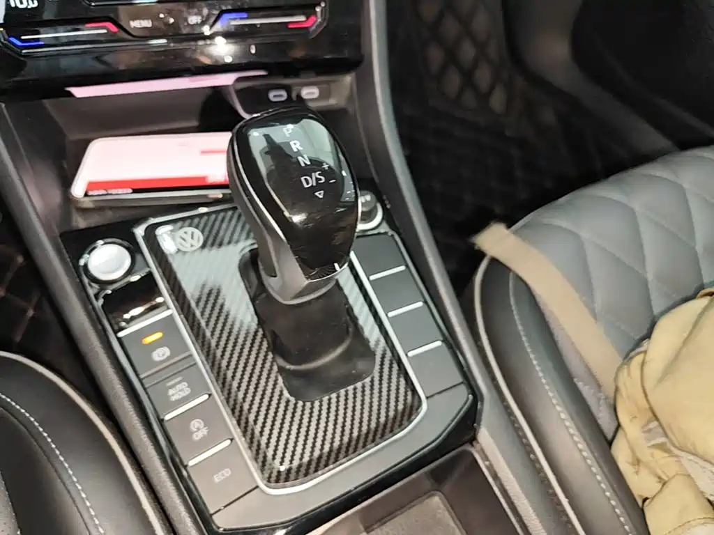 Volkswagen Sagitar — миниатюра 14