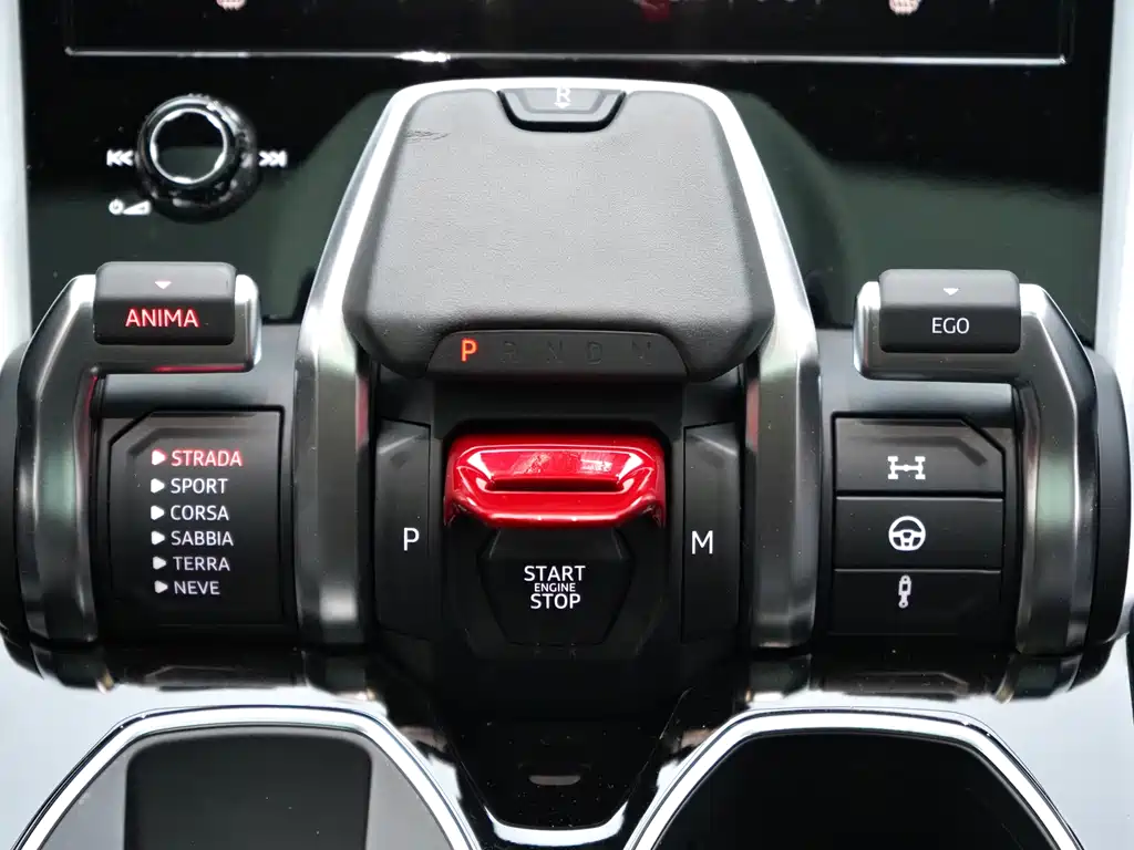 Lamborghini Urus — миниатюра 7