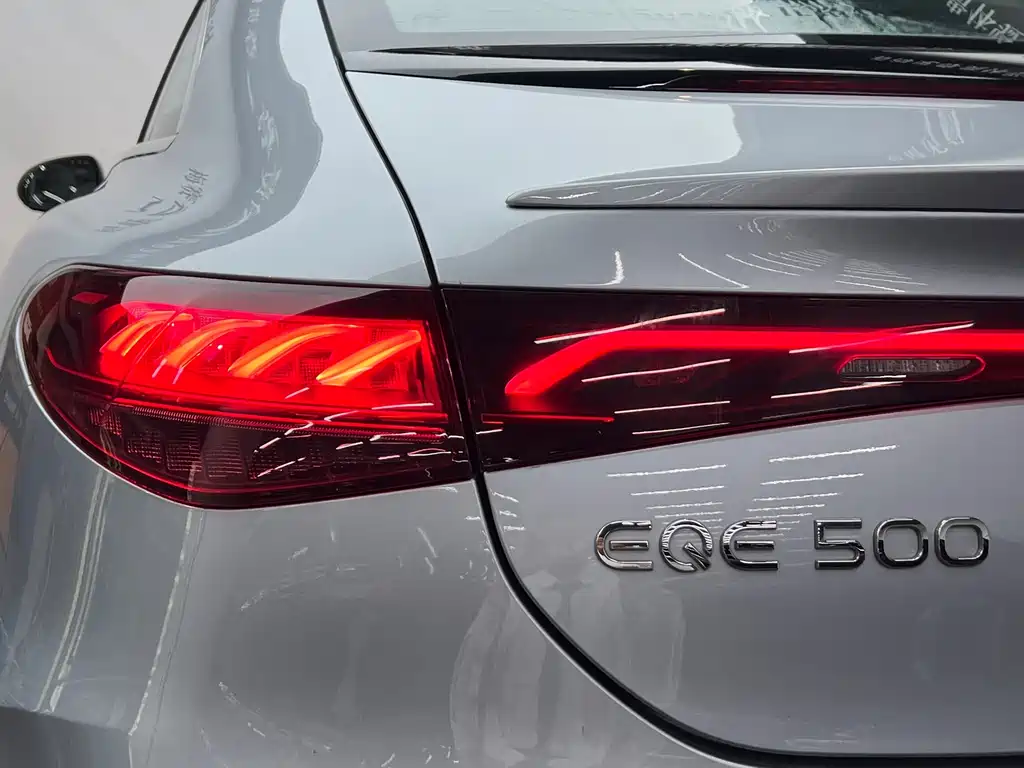 Mercedes-Benz EQE — миниатюра 9